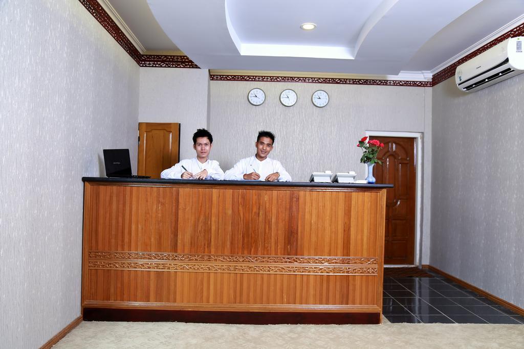 Kh Hotel , Kokkine Янгон Екстер'єр фото